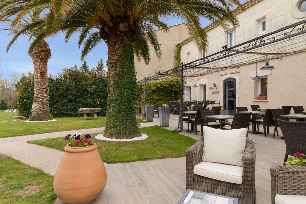 Hotel Val Baussenc, The Originals Relais Maussane-les-Alpilles Exteriér fotografie