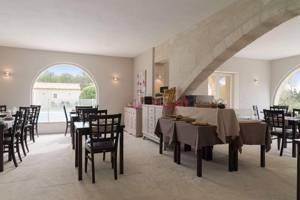 Hotel Val Baussenc, The Originals Relais Maussane-les-Alpilles Vybavení fotografie