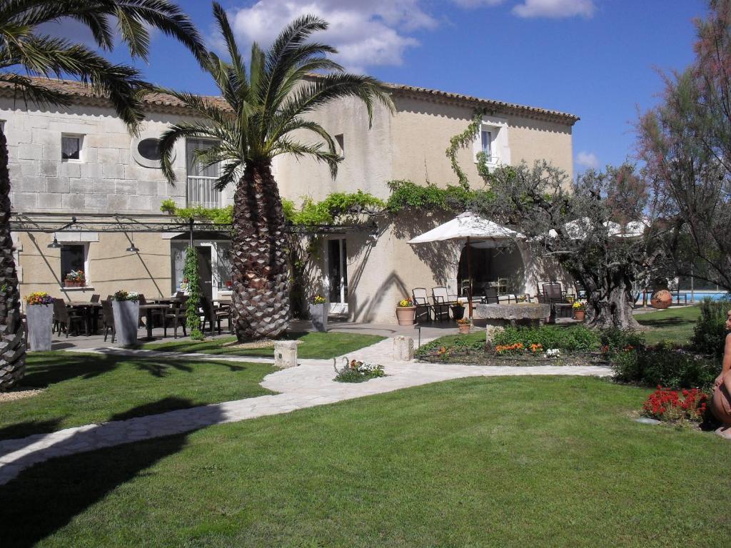 Hotel Val Baussenc, The Originals Relais Maussane-les-Alpilles Exteriér fotografie