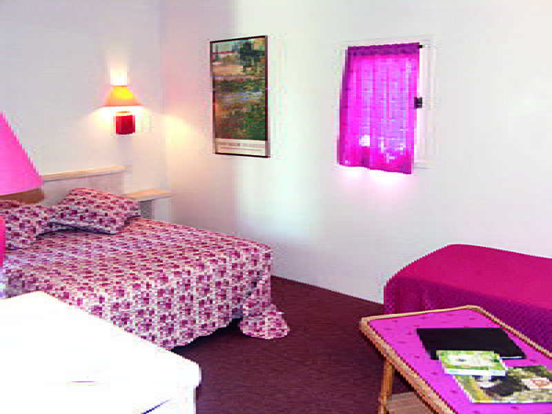 Hotel Val Baussenc, The Originals Relais Maussane-les-Alpilles Exteriér fotografie